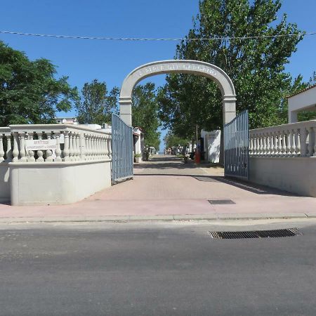 Centro Turistico La Perla Del Gargano Hotell Foce Varano Exteriör bild