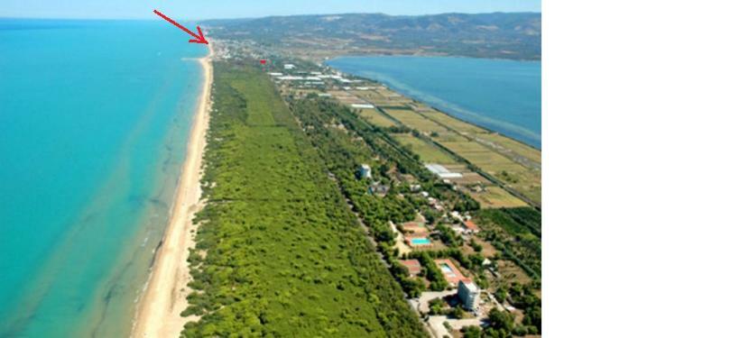 Centro Turistico La Perla Del Gargano Hotell Foce Varano Exteriör bild